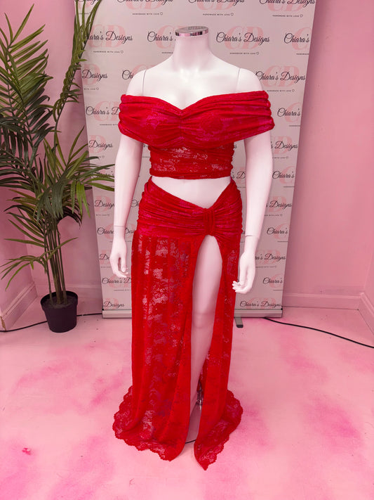 Alicia two piece (Size 14 ready to send)