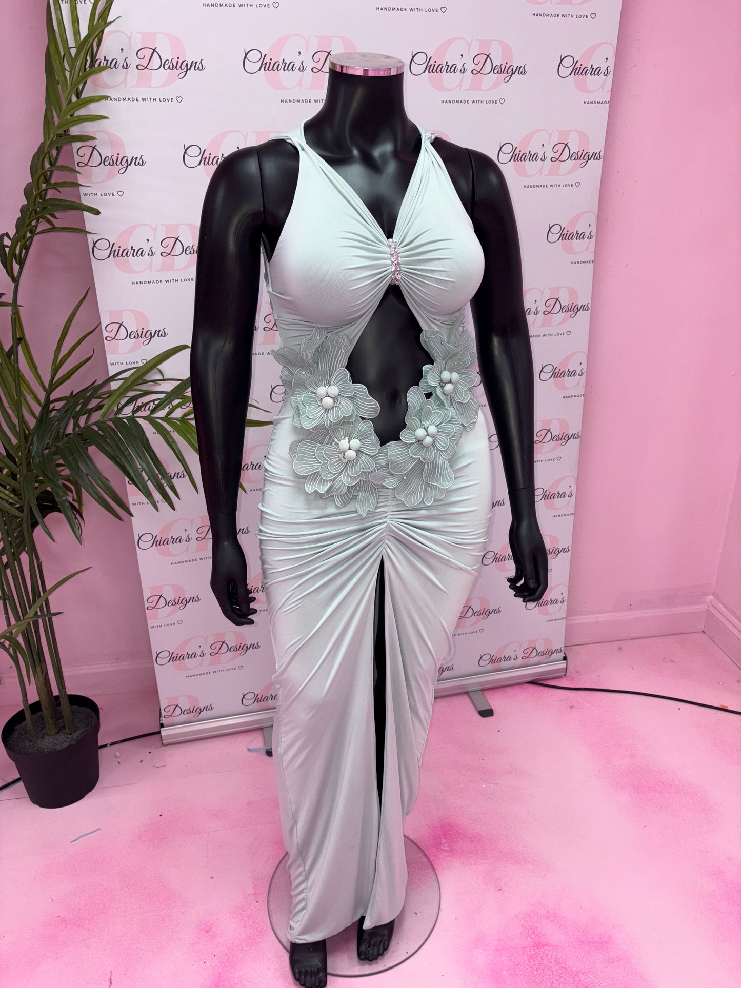 Rebecca dress maxi (size 12-14 ready to send)