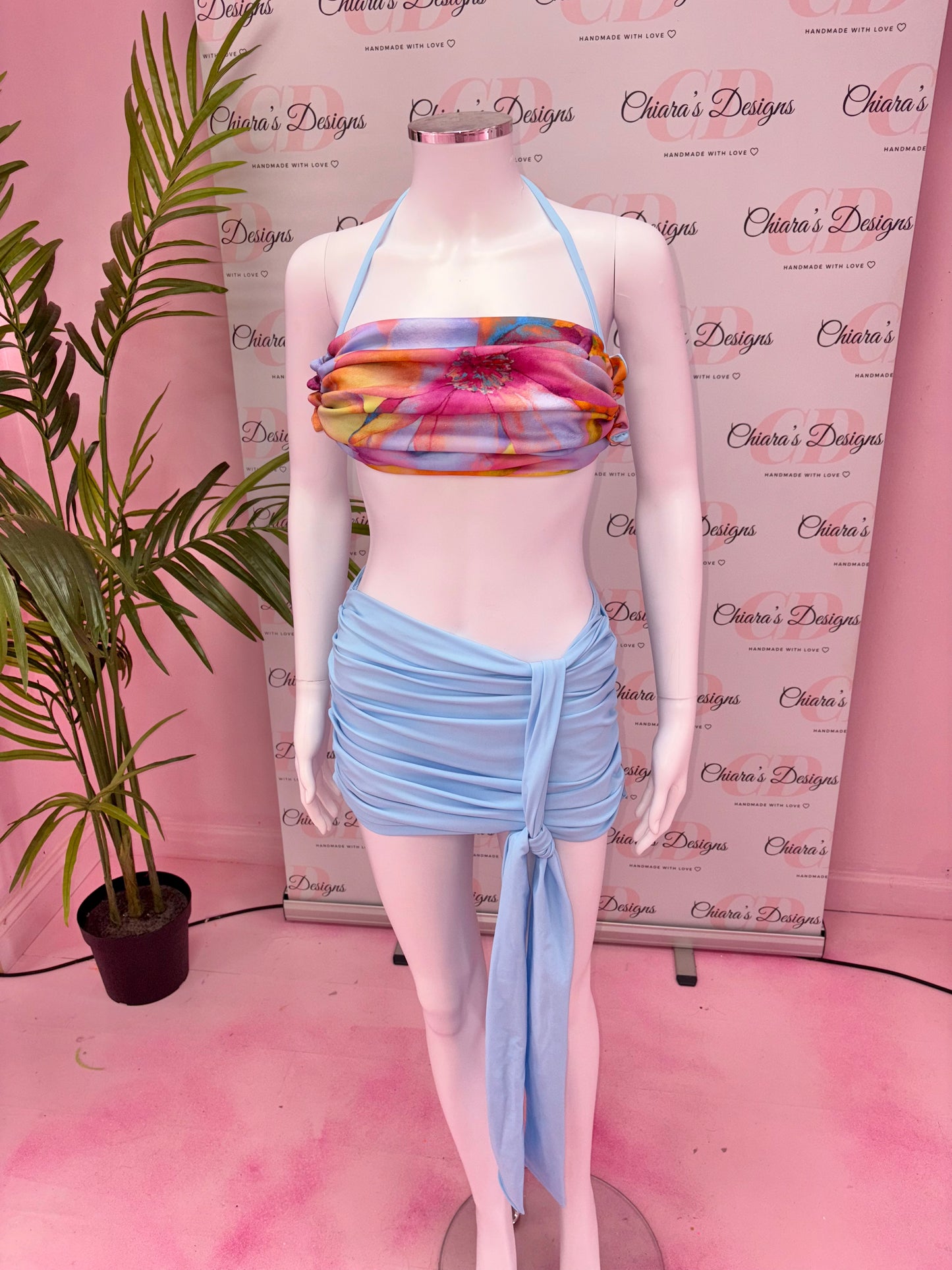 Layla two piece (size 10-12 ready to send)