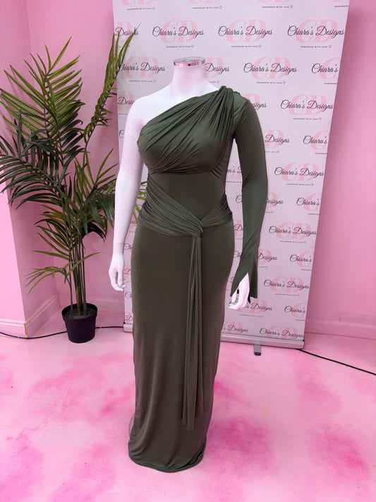 Destiny dress (size 14-16 ready to send)