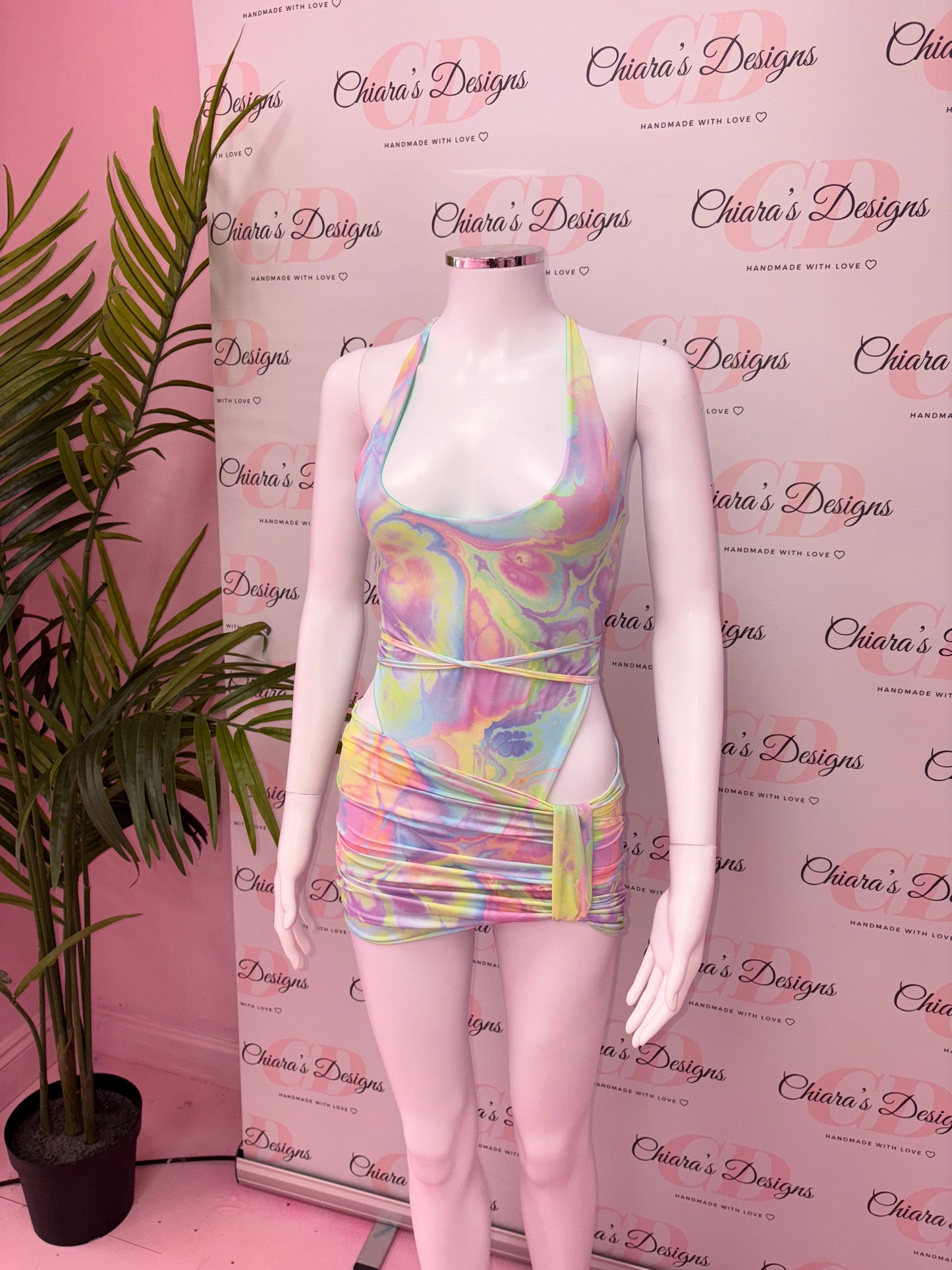Swim set (size 6 ready to send)