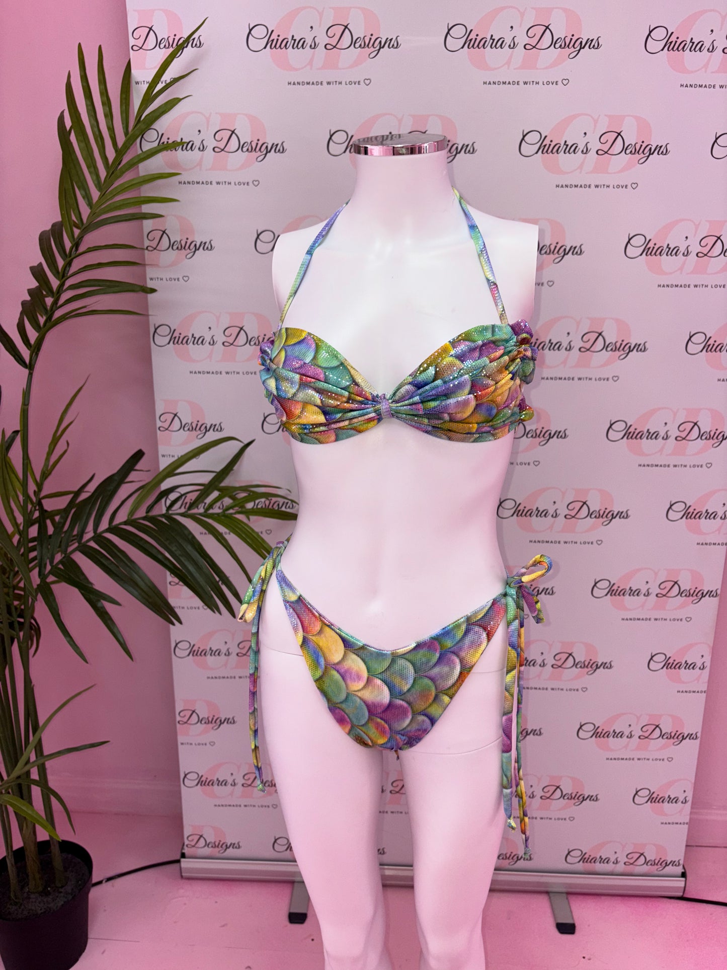 Sienna swim set (size 4-6 ready to send)